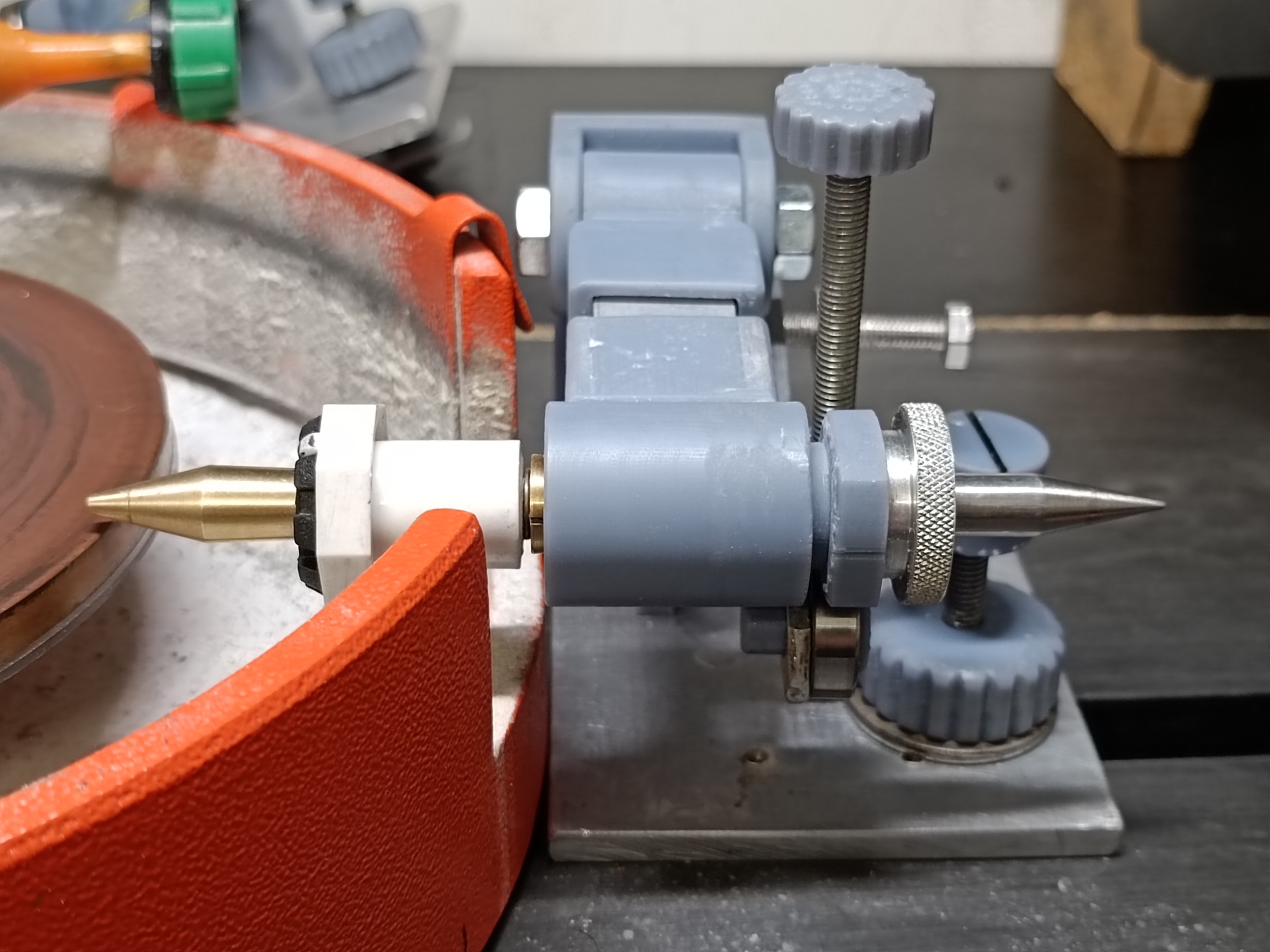 Cam pre-former